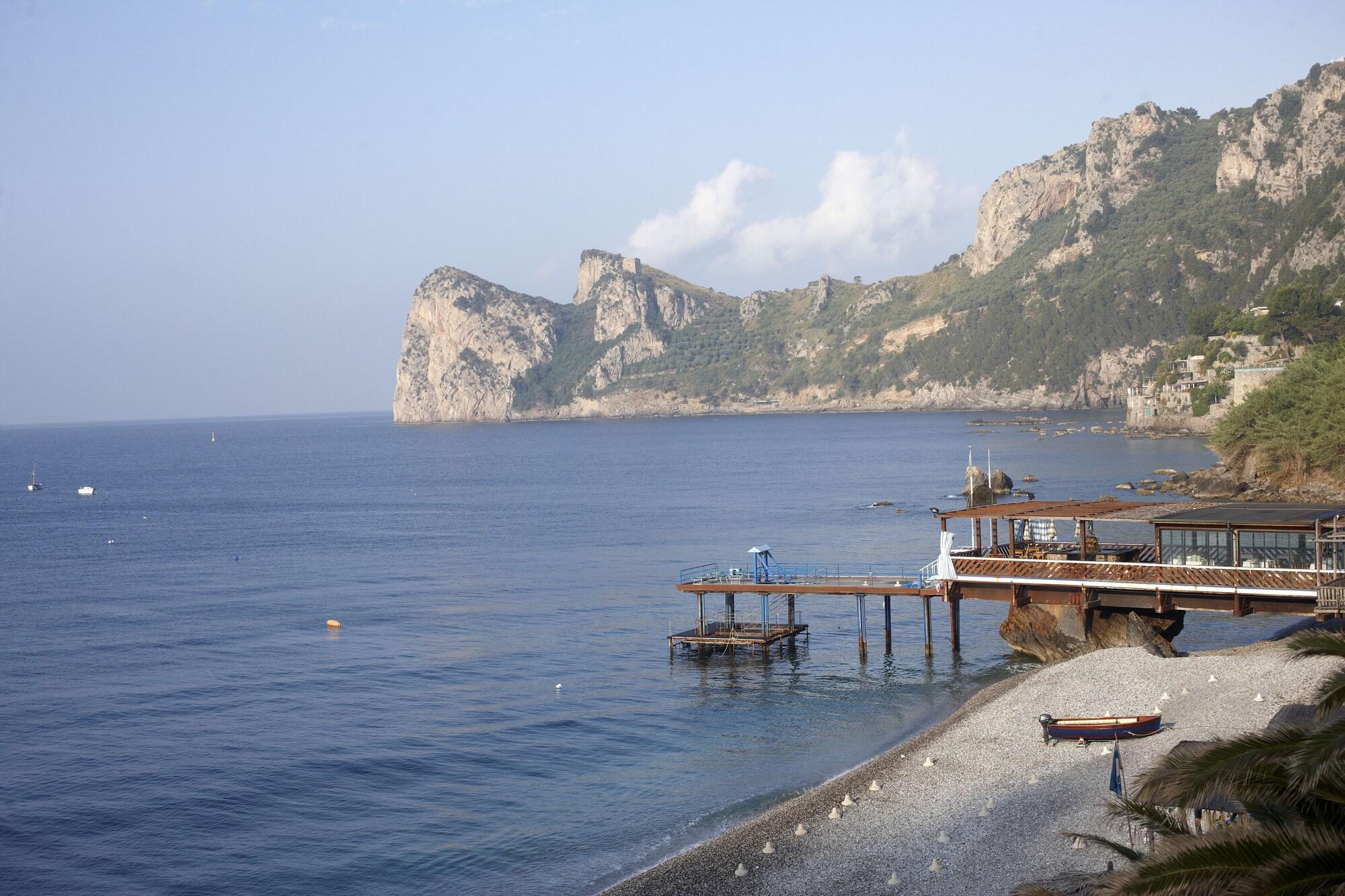 Marina del Cantone Taverna Del Capitano מראה חיצוני תמונה