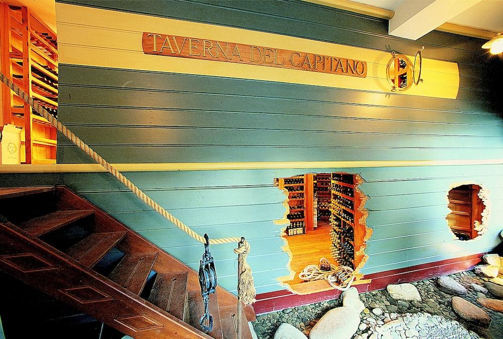 Marina del Cantone Taverna Del Capitano מראה חיצוני תמונה