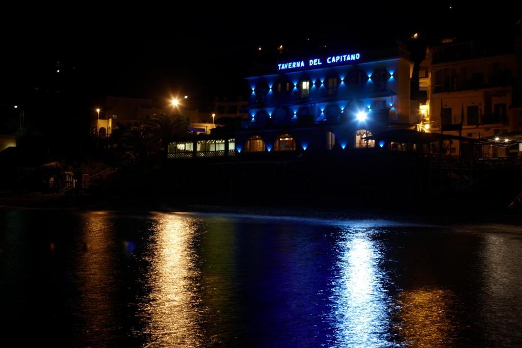 Marina del Cantone Taverna Del Capitano מראה חיצוני תמונה