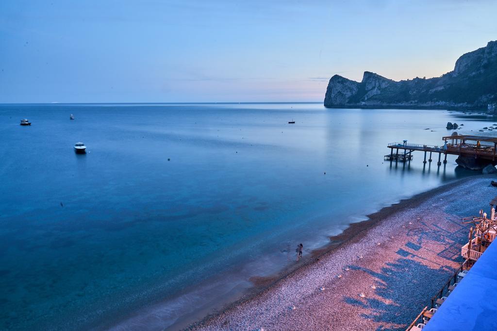 Marina del Cantone Taverna Del Capitano מראה חיצוני תמונה